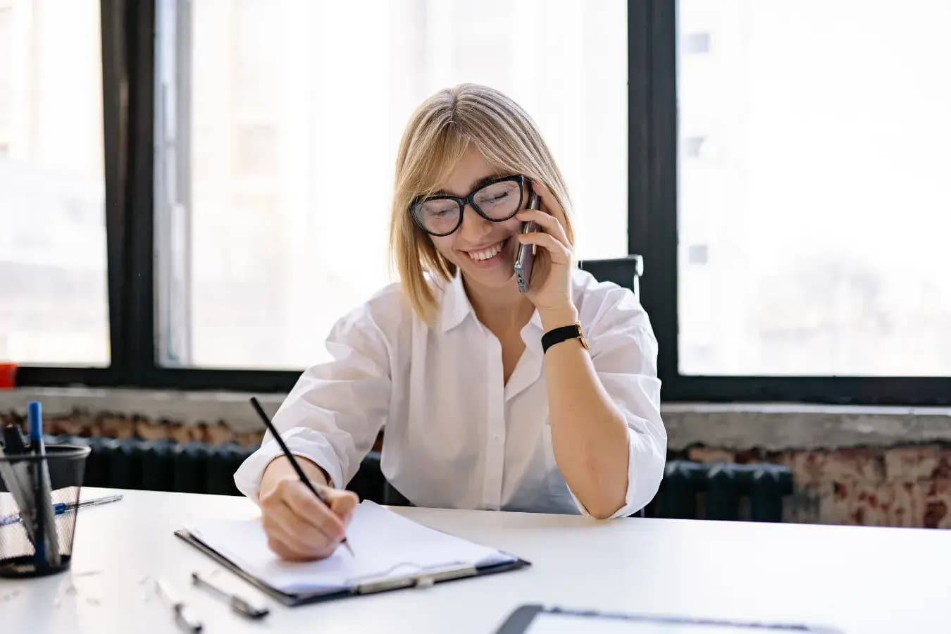 WeCall - KI-stemmeassistent som besvarer kundehenvendelser